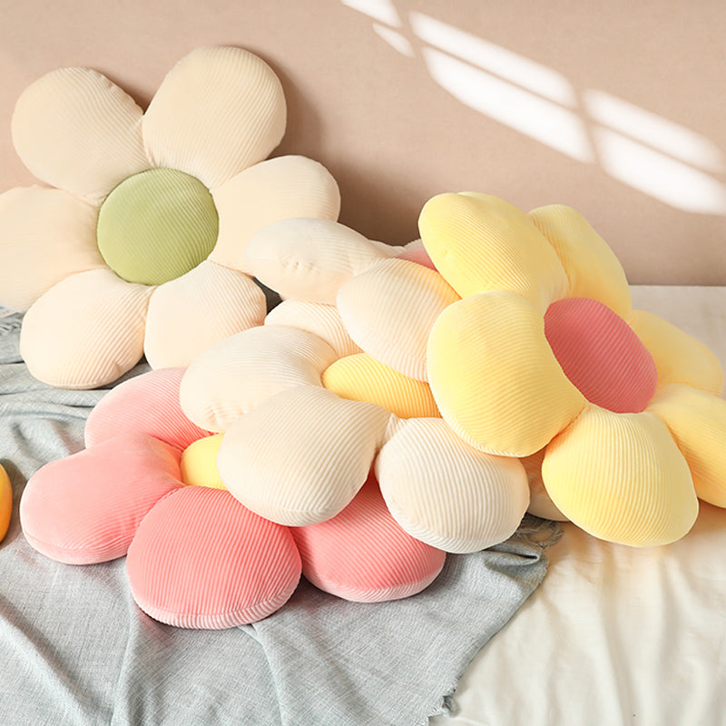 Bloom Bliss Plush Pillow (Flower)