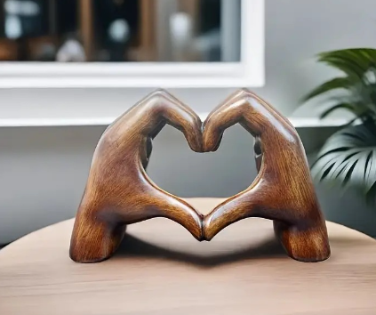 I Love You So Much/Creative Heart Statue